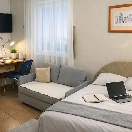 Apartment Lovely Garden Compact Near Center Ideal For Weekend Novi Sad