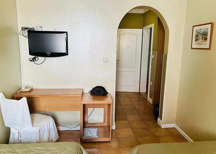 Apartment Lovely Garden Compact Near Center Ideal For Weekend Novi Sad